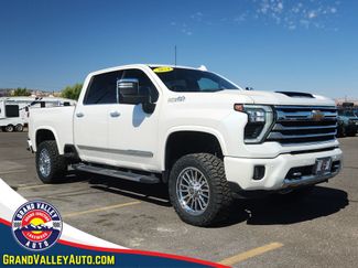 Used 2024 Chevrolet Silverado 2500 High Country w/ Technology Package AWD/4WD video 1