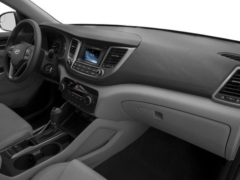 Used 2017 Hyundai Tucson SE Plus FWD image 11