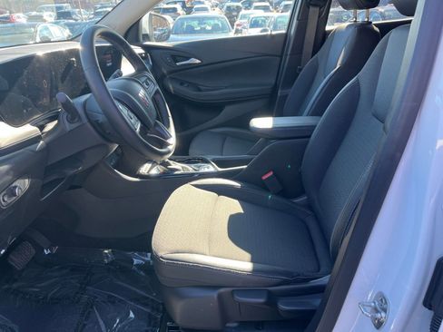 Used 2025 Buick Encore GX Preferred image 21