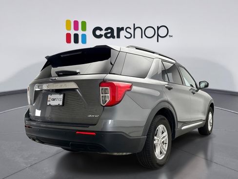 Used 2023 Ford Explorer XLT image 5