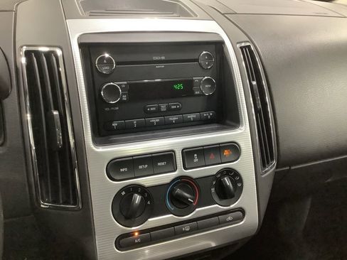 Used 2010 Ford Edge SEL image 14