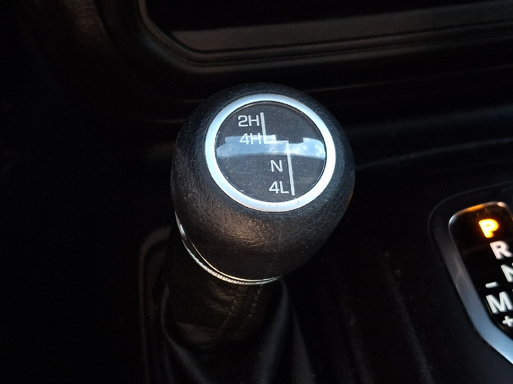 Used 2022 Jeep Wrangler Unlimited Sport AWD/4WD image 26
