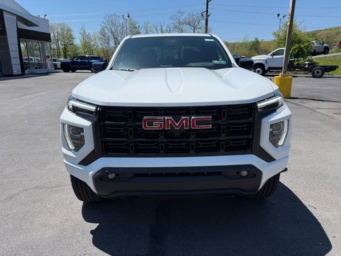 New 2026 GMC Canyon Elevation w/ LPO, Sports Bar Package AWD/4WD image 8