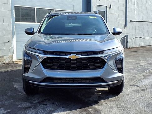 New 2026 Chevrolet Trax LT image 21