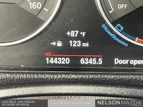 Used 2017 BMW 320i Sedan RWD image 49