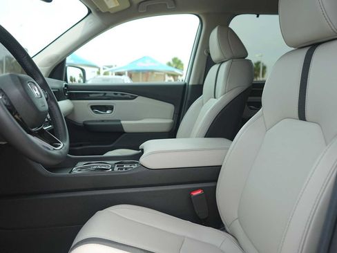 Used 2026 Honda Pilot EX-L image 11