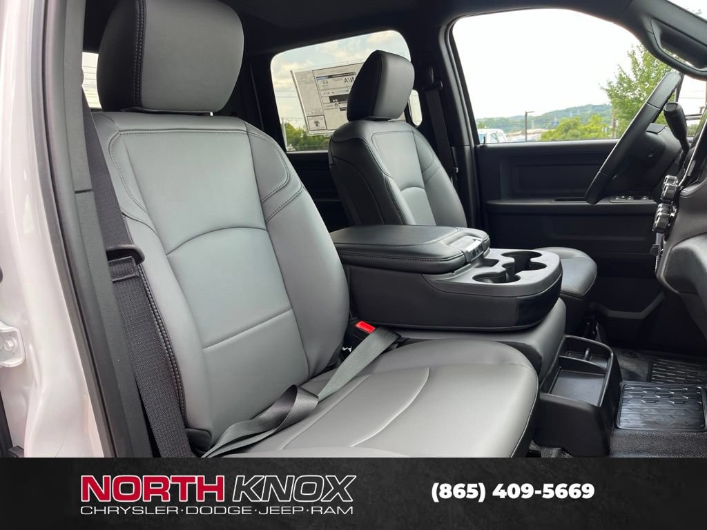 New 2026 RAM 5500 Tradesman AWD/4WD image 26