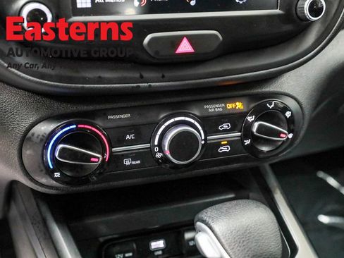 Used 2025 Kia Soul LX w/ LX Technology Package image 20