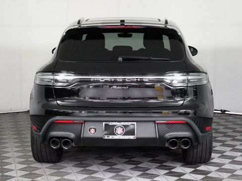 Certified 2026 Porsche Macan AWD/4WD image 6