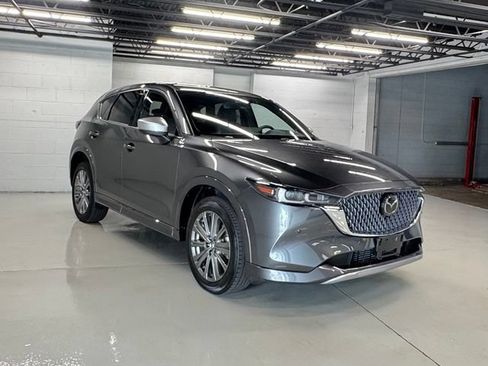 Used 2024 MAZDA CX-5 Signature AWD/4WD image 7