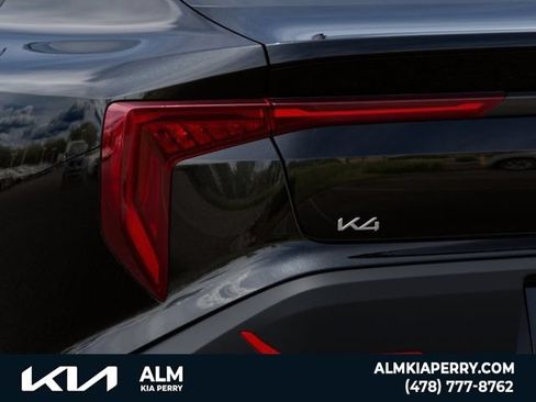 New 2026 Kia K4 FWD image 11
