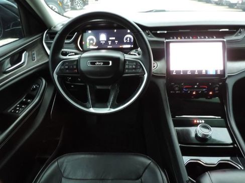 Used 2022 Jeep Grand Cherokee L Limited image 23