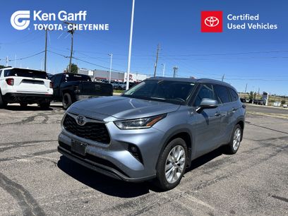 Used 2023 Toyota Highlander Limited