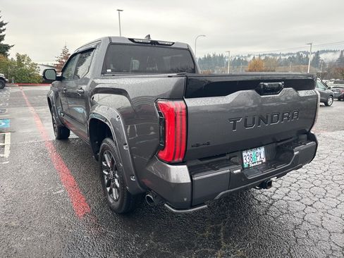 Used 2024 Toyota Tundra Platinum image 5