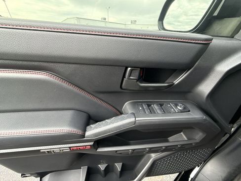Used 2025 Toyota Tacoma TRD Pro image 29