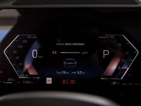 Certified 2025 BMW X1 xDrive28i w/ Technology Package image 10