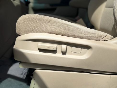 Used 2013 Honda Odyssey LX image 20