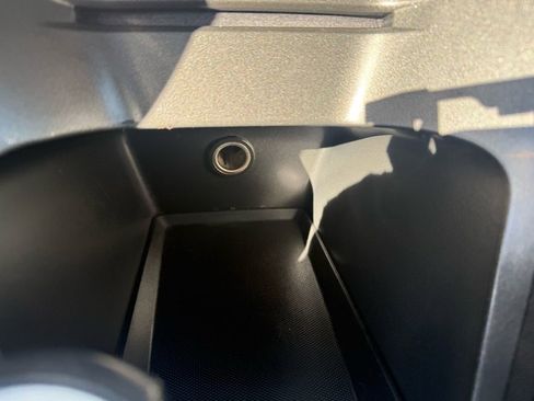 Used 2011 GMC Terrain SLT w/ Cargo Package image 29