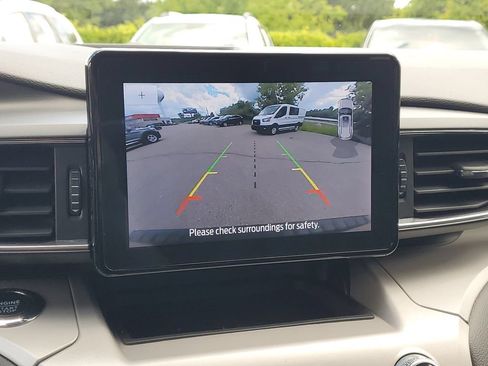 Certified 2023 Ford Explorer XLT w/ Equipment Group 202A AWD/4WD image 27