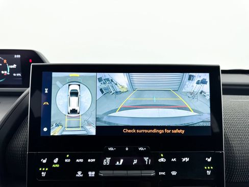 Used 2024 Toyota bZ4X FWD w/ Weather Package image 9