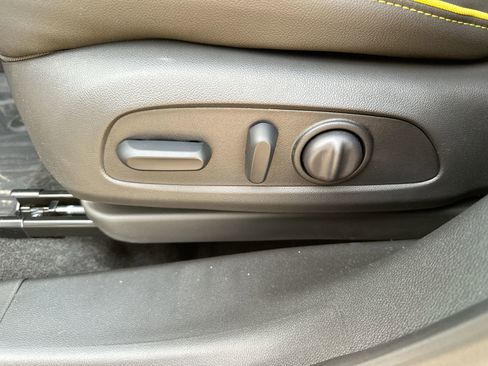 New 2025 Chevrolet TrailBlazer ACTIV w/ Convenience Package image 12