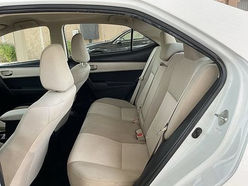 Used 2015 Toyota Corolla LE FWD image 13