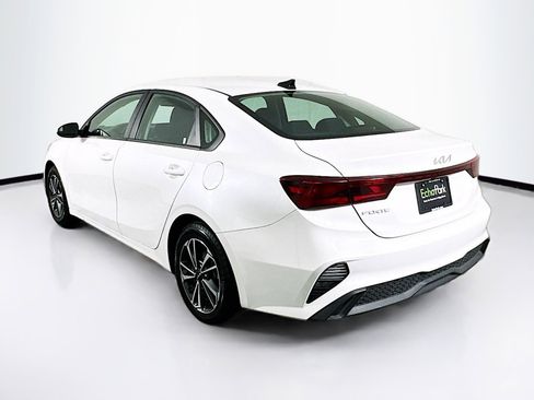 Used 2024 Kia Forte LXS image 5