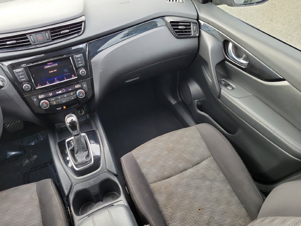 Certified 2020 Nissan Rogue Sport SV FWD image 23