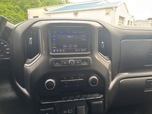 Used 2023 Chevrolet Silverado 2500 Custom w/ Custom Value Package AWD/4WD image 17