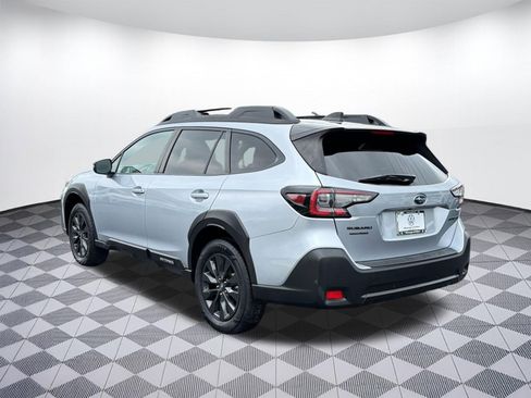 Used 2024 Subaru Outback Onyx Edition AWD/4WD image 3