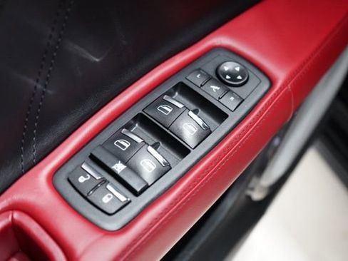 Used 2022 Maserati Ghibli Trofeo image 18