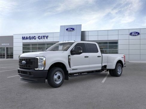 New 2026 Ford F350 XL image 1