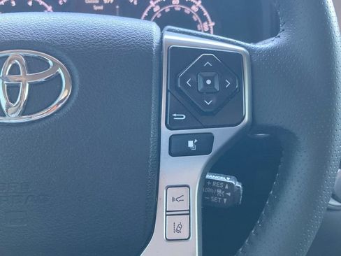 Used 2023 Toyota 4Runner SR5 AWD/4WD image 17
