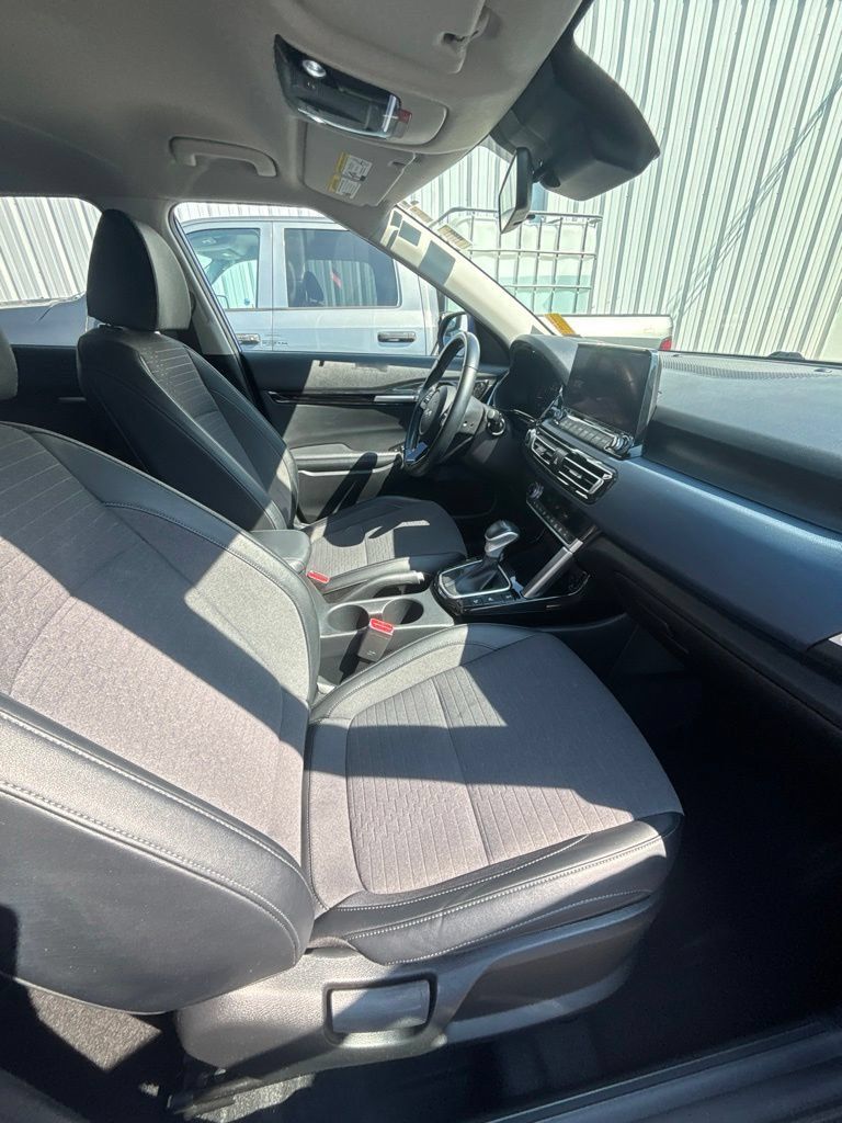 Certified 2023 Kia Seltos S w/ Navigation Package AWD/4WD image 25