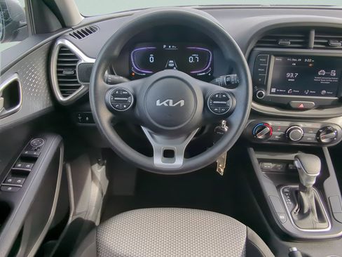 Certified 2023 Kia Soul LX w/ Option Group 015 FWD image 13