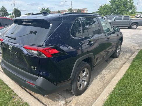 Used 2025 Toyota RAV4 XLE AWD/4WD image 3