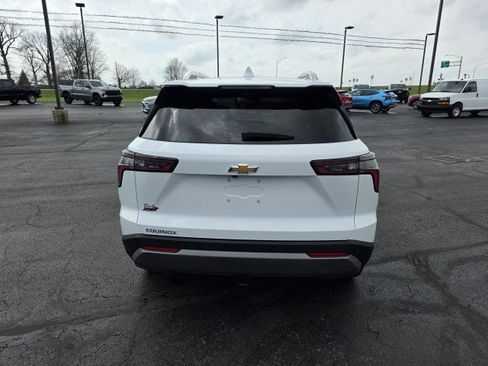 Used 2025 Chevrolet Equinox LT w/ Convenience Package II image 14