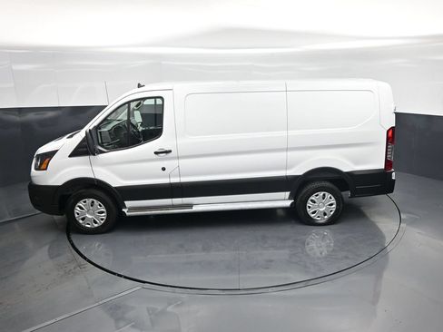 Used 2025 Ford Transit 250 Low Roof w/ Exterior Upgrade Package RWD image 42
