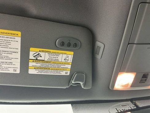 Used 2013 Ford F150 Lariat w/ Mid Equipment Group AWD/4WD image 21