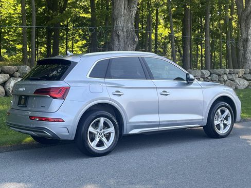 Used 2021 Audi Q5 2.0T Premium w/ Convenience Package AWD/4WD image 32