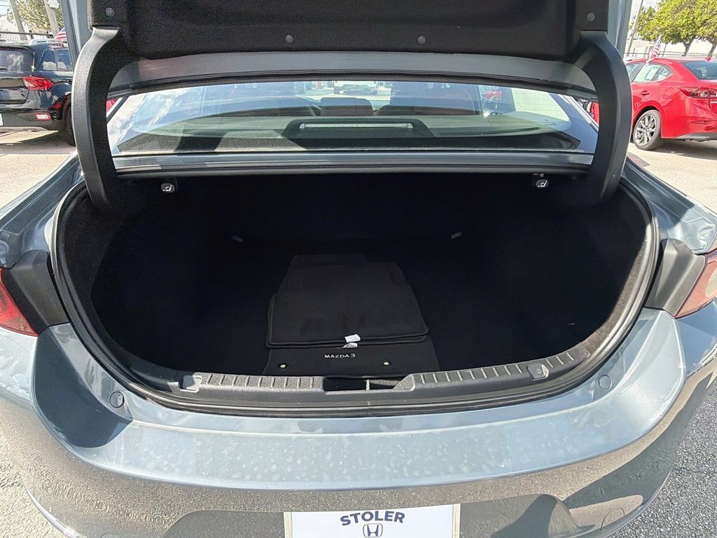 Used 2024 MAZDA MAZDA3 s AWD/4WD image 25