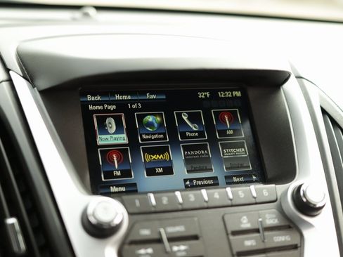 Used 2015 Chevrolet Equinox LT w/ Chrome Appearance Package image 13