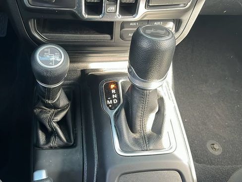 Used 2023 Jeep Wrangler Unlimited w/ Cold Weather Group AWD/4WD image 15