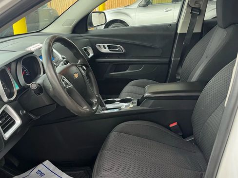 Used 2015 Chevrolet Equinox LS image 9