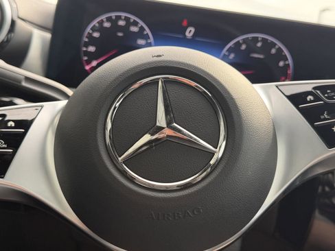 Used 2025 Mercedes-Benz CLA 250 4MATIC image 18