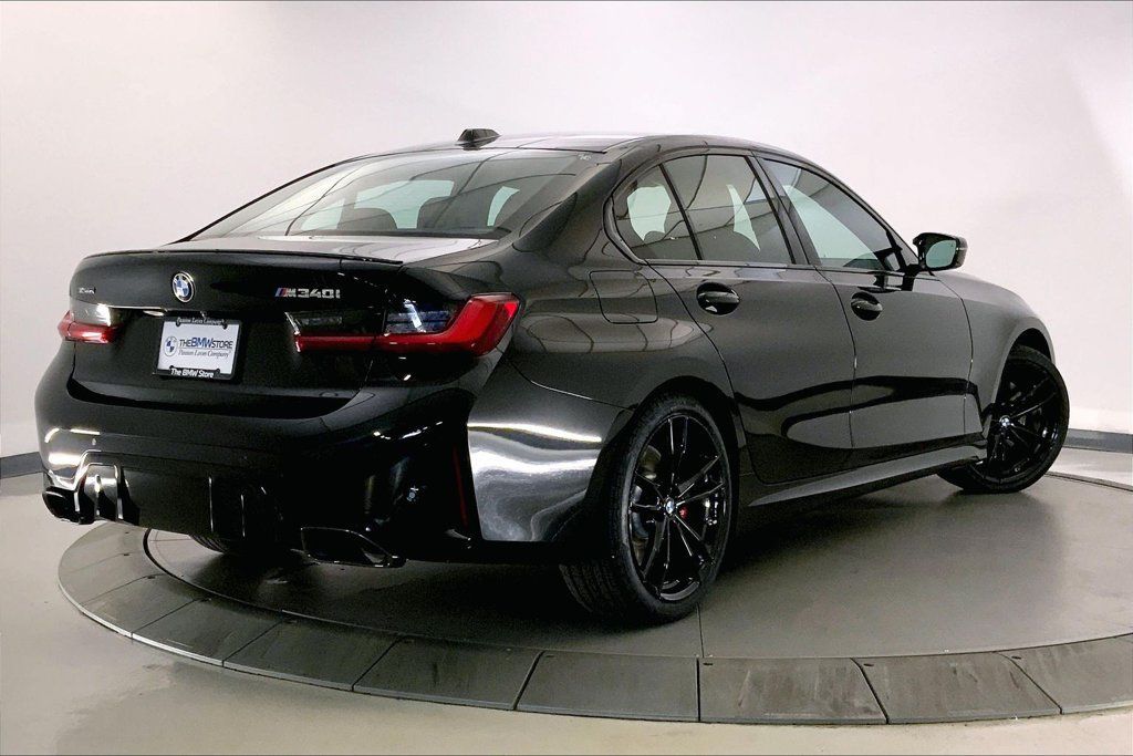 Certified 2023 BMW M340i xDrive w/ Premium Package AWD/4WD image 12
