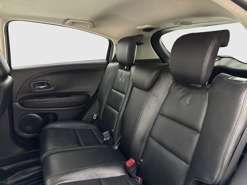 Used 2018 Honda HR-V EX-L image 36