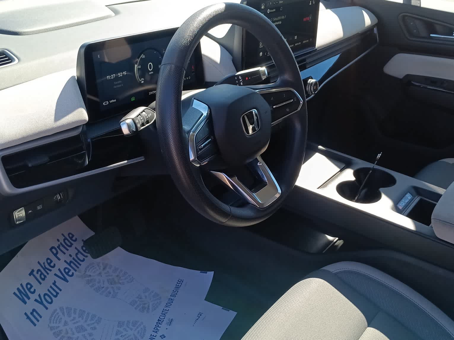 Used 2024 Honda Prologue EX image 16