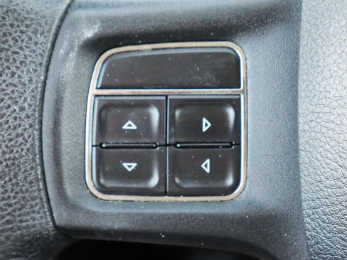 Used 2013 RAM 1500 ST w/ SXT Appearance Group AWD/4WD image 27