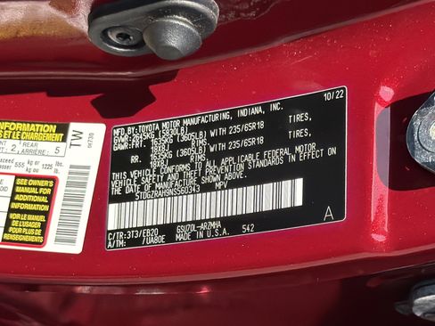 Used 2022 Toyota Highlander XLE image 38